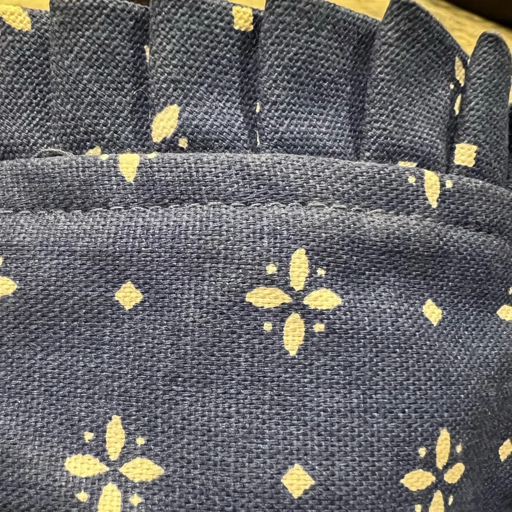LONGABERGER Round Leather Handles Basket with Fabric Protector 7”wide x3…